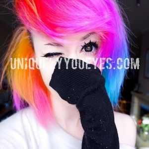 black dolly eyes big eye with case